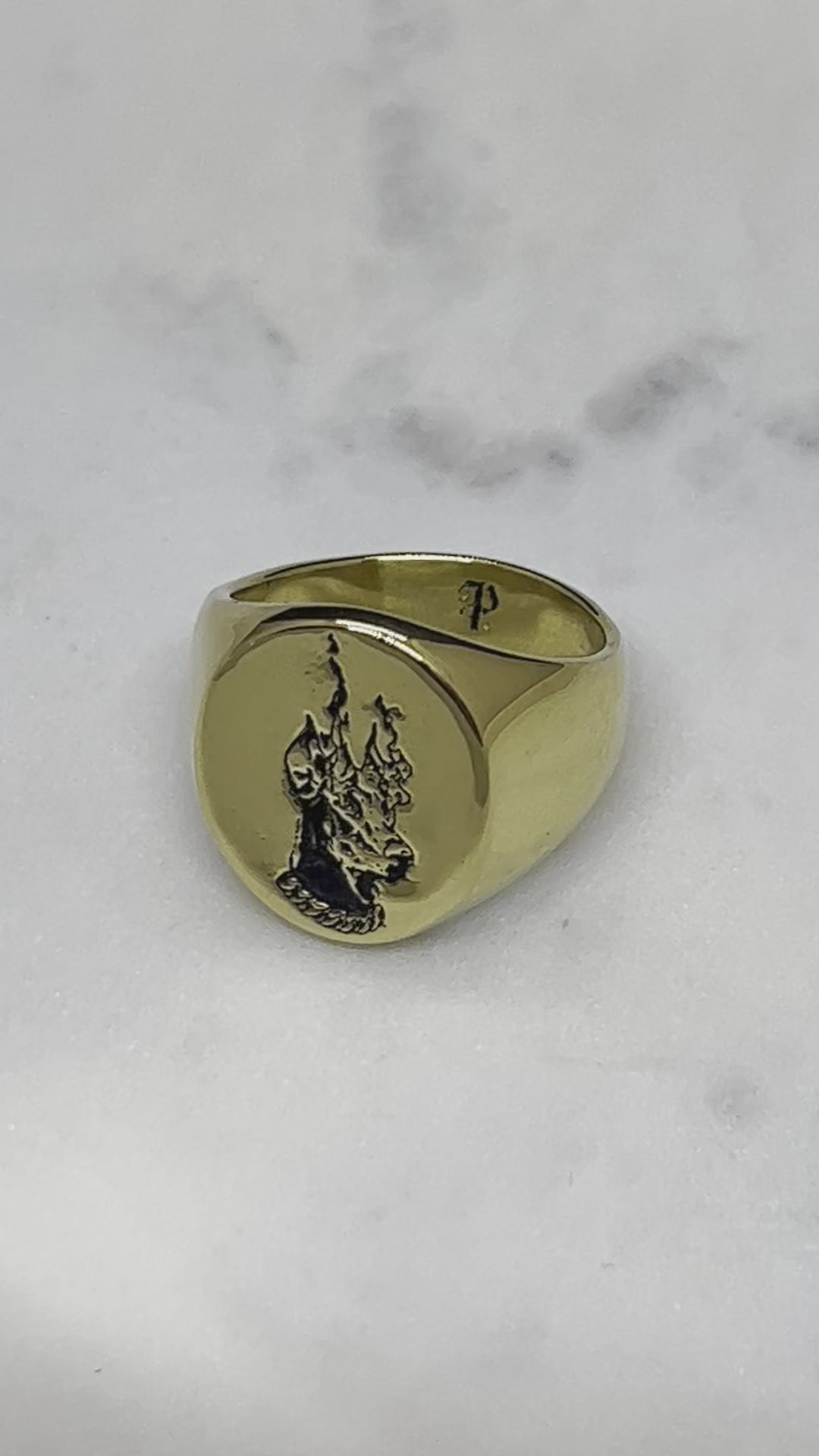 video of dobermann 14ct gold ring